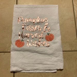 Pumpkin kisses and harvest wishes towel